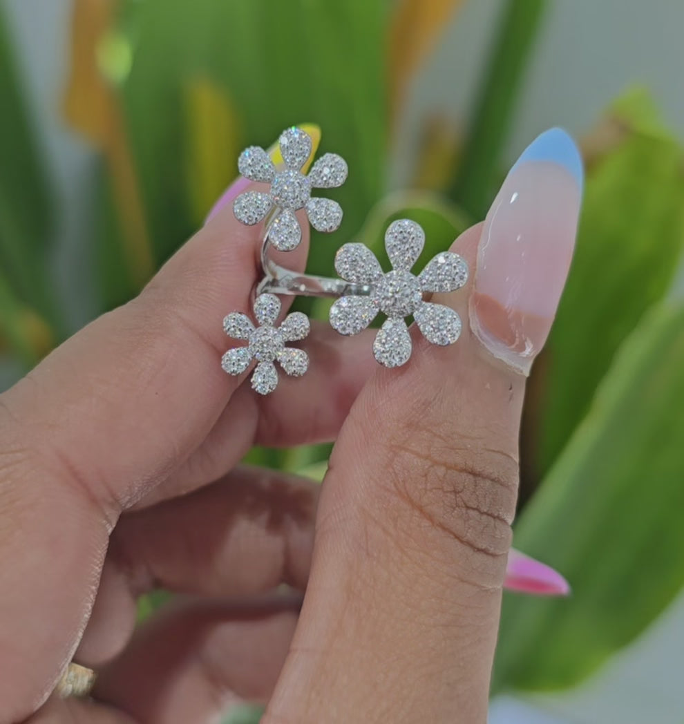 0.75 CT Tri Flower Lab Diamond Ring (Ready for Delivery)